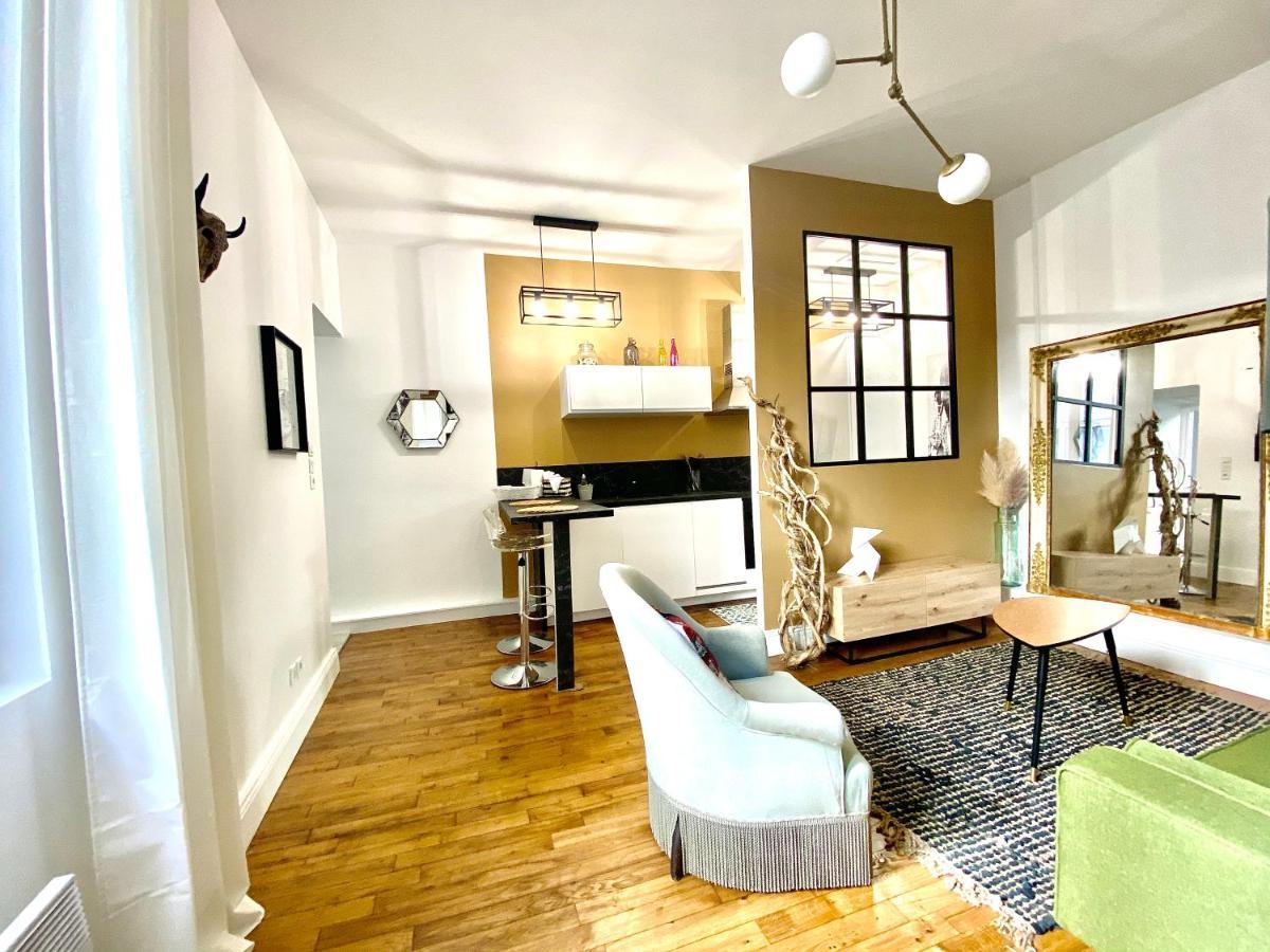 Appartement quartier historique Orléans Extérieur photo