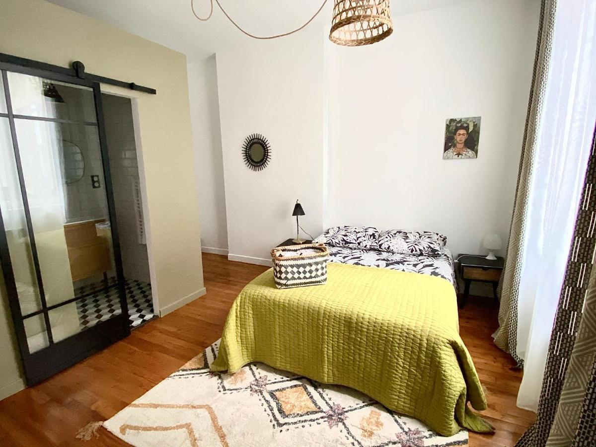 Appartement quartier historique Orléans Extérieur photo