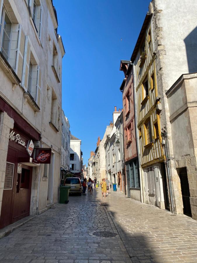 Appartement quartier historique Orléans Extérieur photo